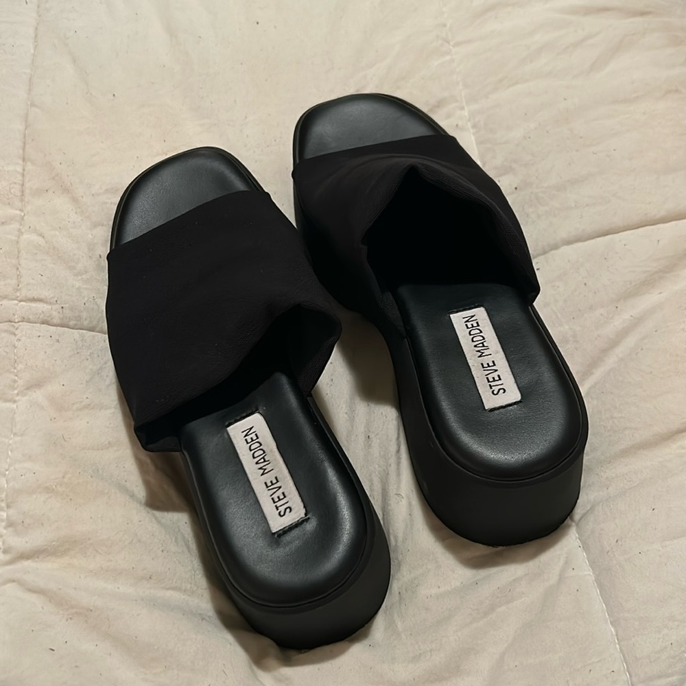 SLINKY30 Steve Madden Platform Sandals